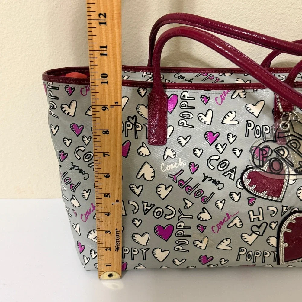 Coach Poppy Hearts Graffiti Tote With Bag Charms Coated Canvas Gray‎ Pink Y2K - Picture 13 of 16